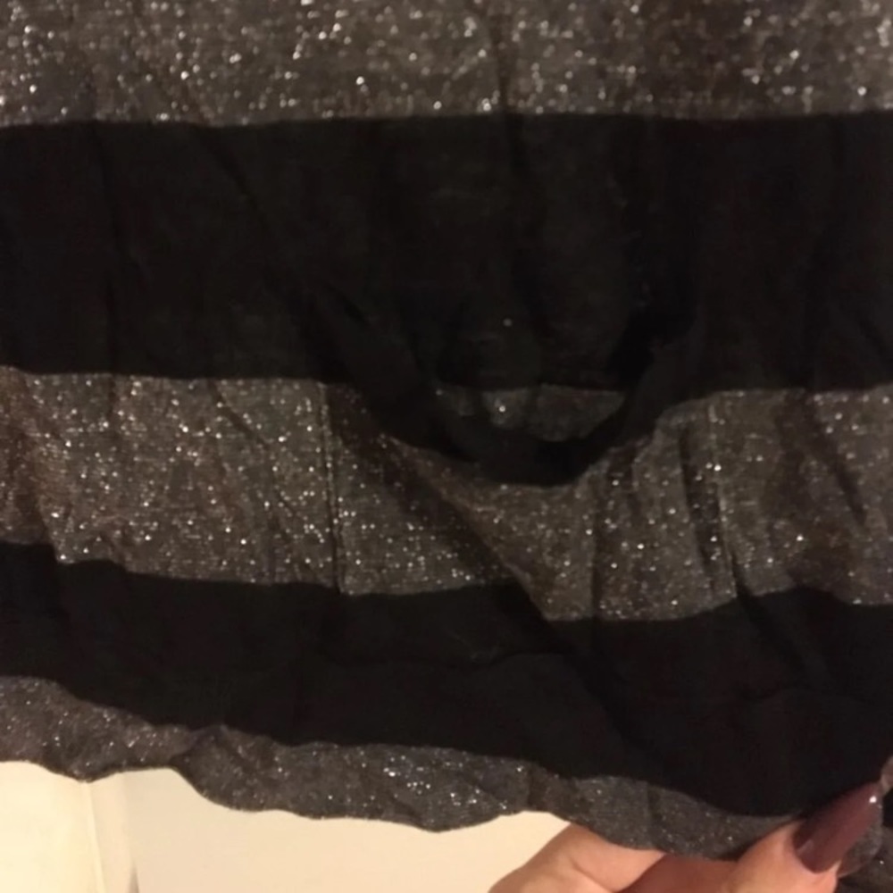 Sweater - Picture 3 of 6